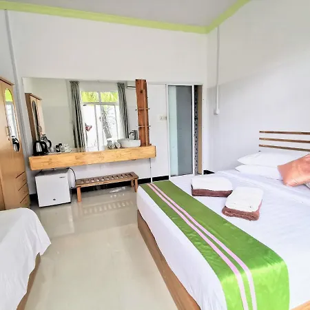 Palm Garden Hotel Thoddoo Exterior photo