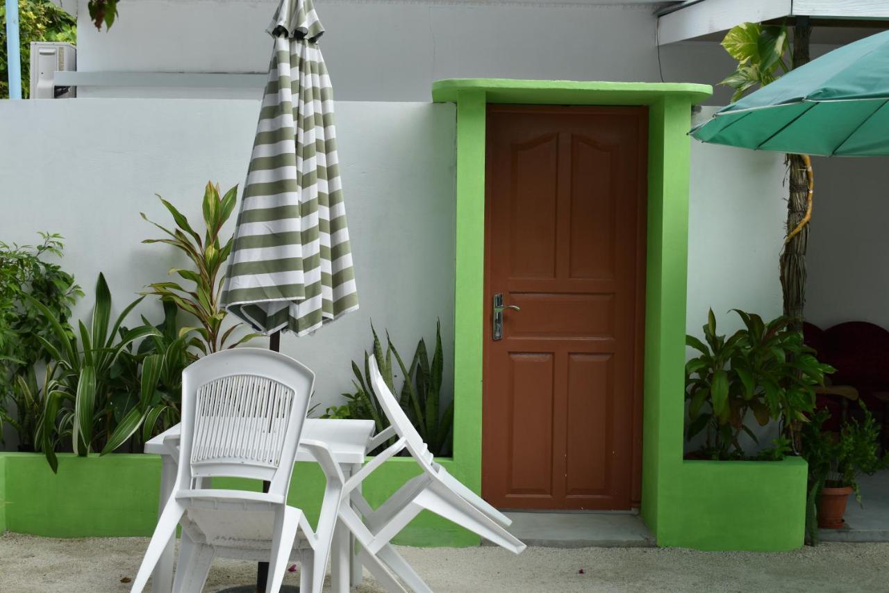 Palm Garden Guest house Thoddoo